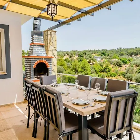 Exclusive 4 Bedroom Villa, 1006 Φετιγιέ