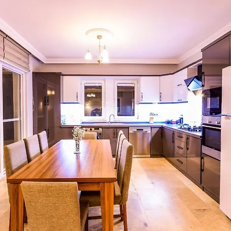 Βίλα Exclusive 4 Bedroom Villa, 1006