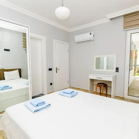 Βίλα Exclusive 4 Bedroom Villa, 1006